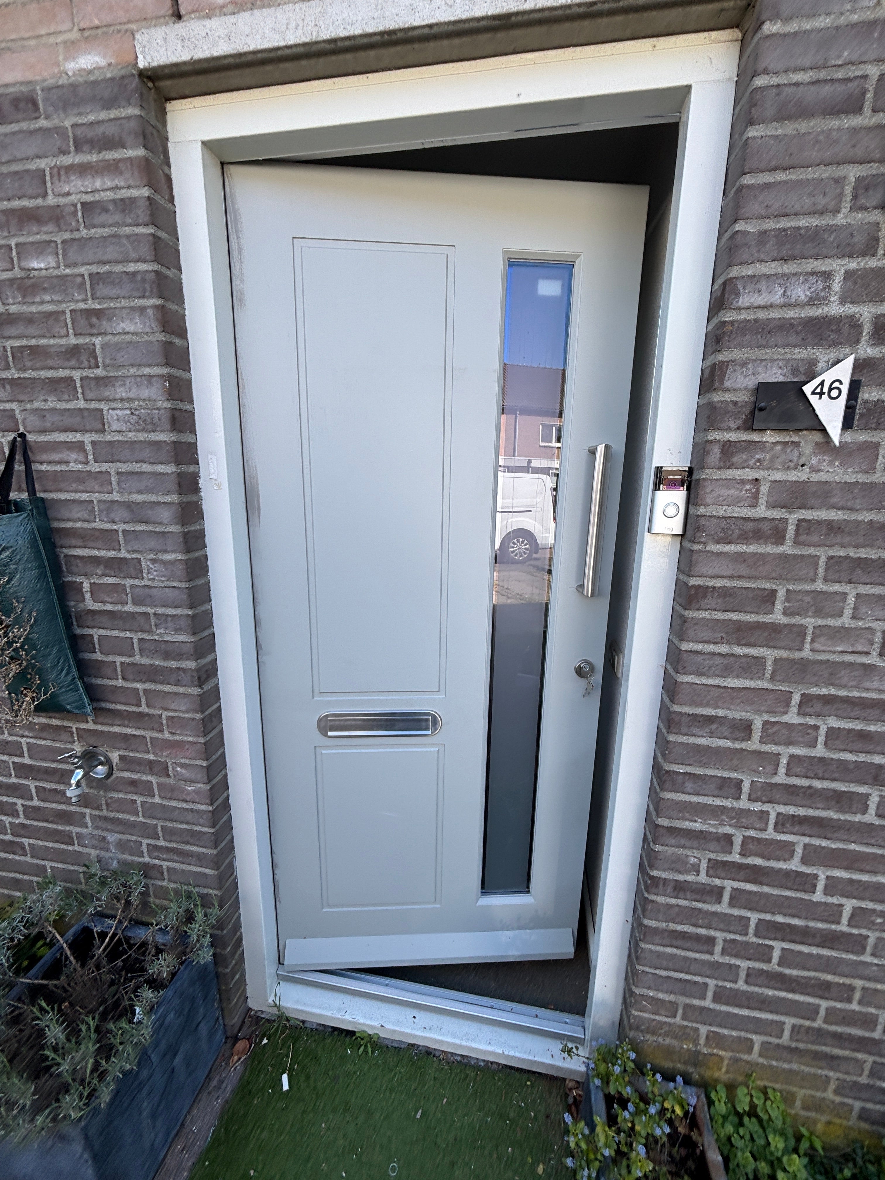 Voordeur vervangen Tillburg